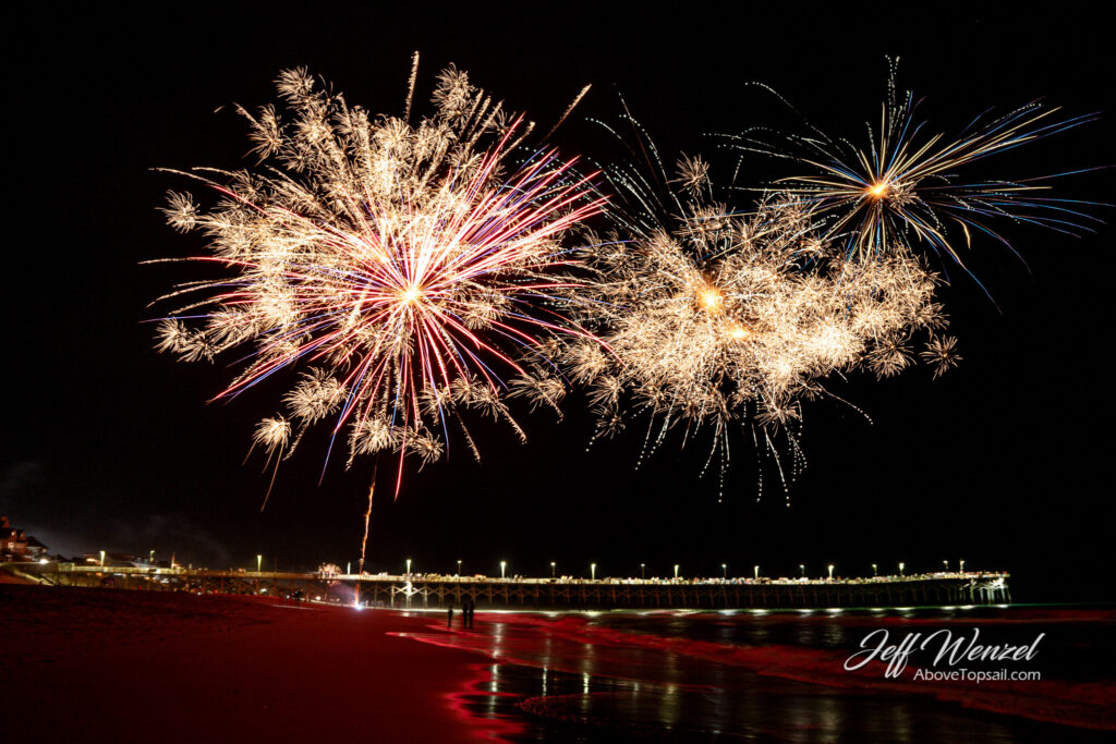 m*i様 【ゴールド】SYKIA Rainy Day Branches Pier JW241-Fireworks-Over-the-Surf-